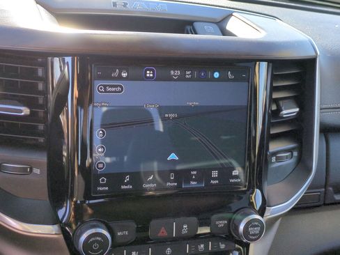 Used 2022 RAM 3500 Laramie image 23