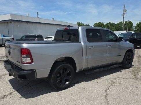 Used 2022 RAM 1500 Big Horn AWD/4WD image 3