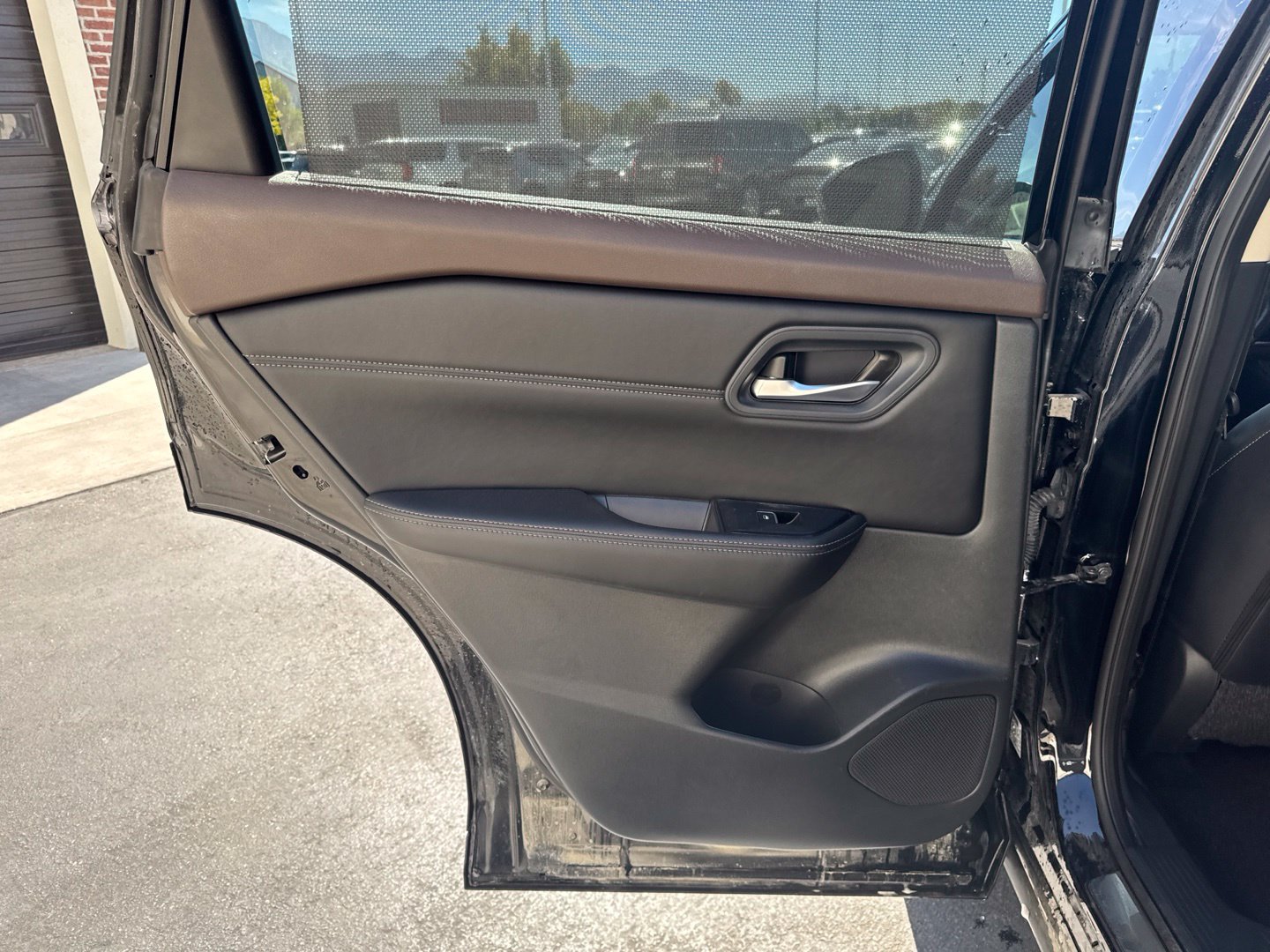 Used 2023 Nissan Rogue SL w/ SL Premium Package AWD/4WD image 17