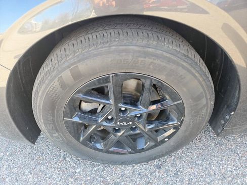 Used 2025 Kia K5 LXS FWD image 35