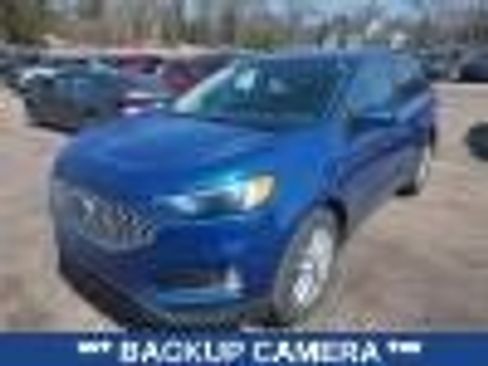 Used 2024 Ford Edge SEL w/ Convenience Package image 3