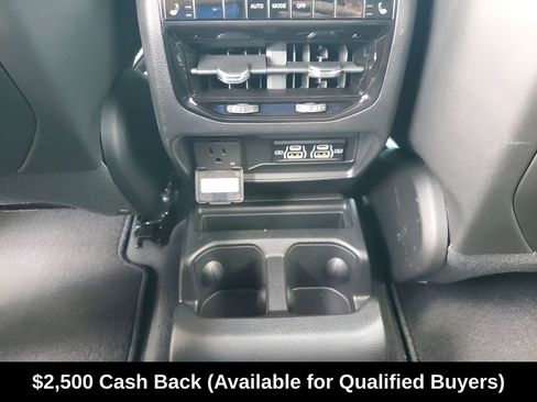 New 2025 Jeep Grand Cherokee L Limited w/ Luxury Tech Group II RWD image 70