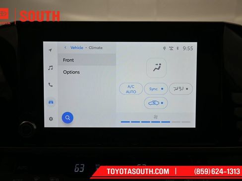 Used 2025 Toyota Camry SE FWD image 16