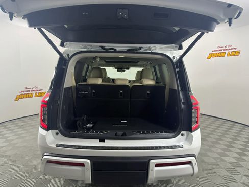 New 2026 Nissan Armada Platinum w/ Accent Package image 5