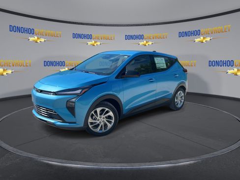 New 2027 Chevrolet Bolt LT FWD image 7