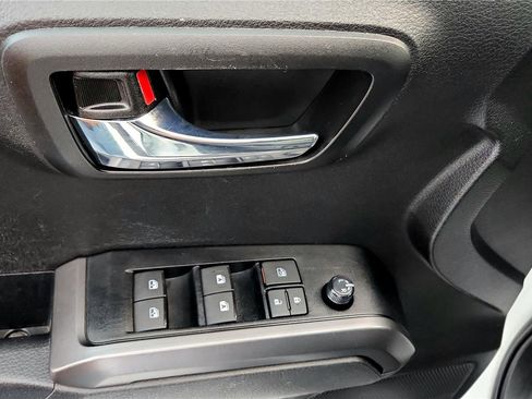 Used 2023 Toyota Tacoma TRD Sport image 29