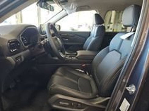 Used 2025 Honda Pilot EX-L image 24