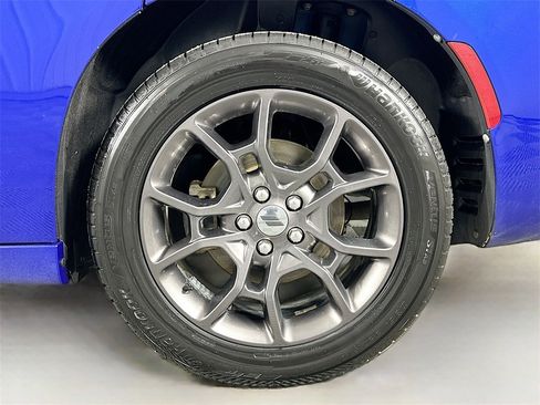 Used 2018 Dodge Charger GT w/ Blacktop Package image 28