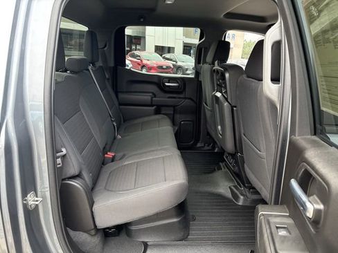 Used 2022 Chevrolet Silverado 1500 LT image 25