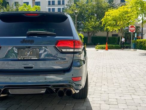 Used 2021 Jeep Grand Cherokee Trackhawk AWD/4WD image 26
