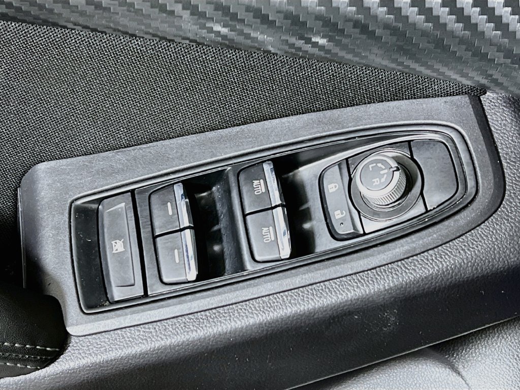 Used 2025 Subaru Ascent Premium AWD/4WD image 16