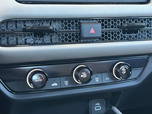 Used 2025 Honda HR-V LX image 23