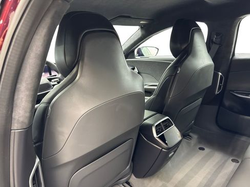Used 2024 Lucid Air Touring AWD/4WD image 35