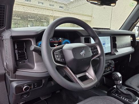New 2026 Ford Bronco 2-Door AWD/4WD image 22