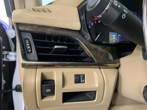 Used 2016 Cadillac CTS Luxury image 17