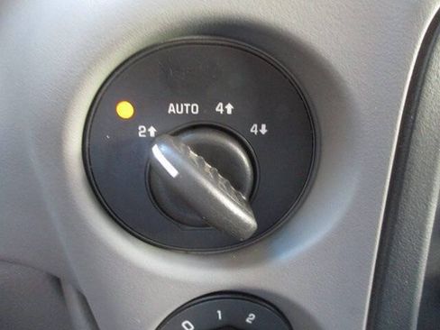 Used 2007 Chevrolet TrailBlazer LS w/ Skid Plate Package AWD/4WD image 35