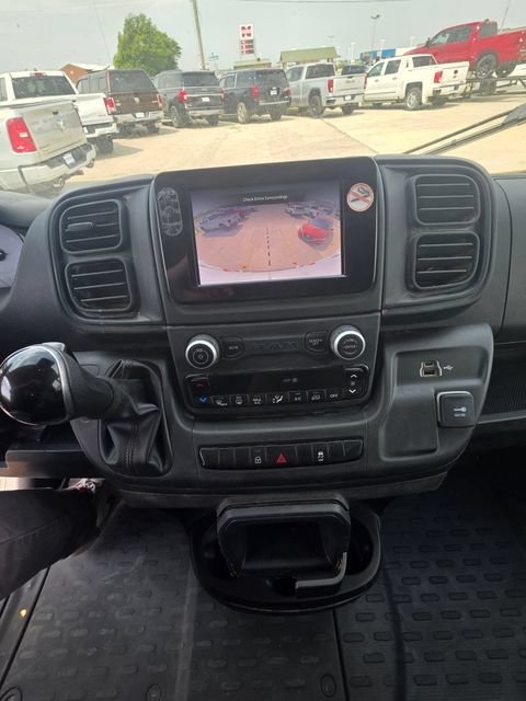 Used 2024 RAM ProMaster 2500 w/ Convenience Group FWD image 14