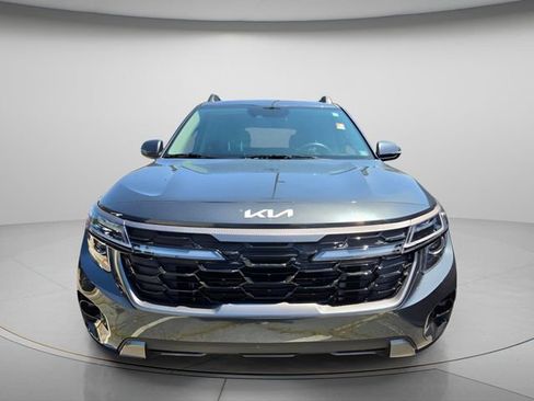 Used 2024 Kia Seltos X-Line AWD/4WD image 3