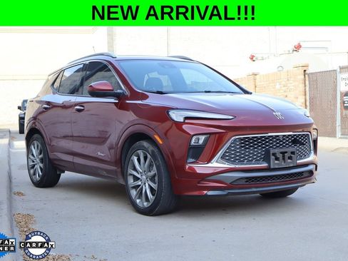 Used 2024 Buick Encore GX Avenir w/ Avenir Technology Package FWD image 1