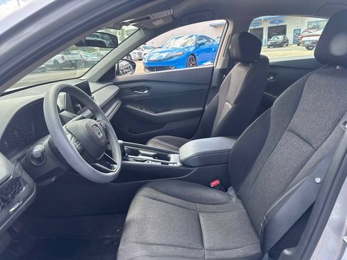 Used 2024 Honda Accord LX image 19