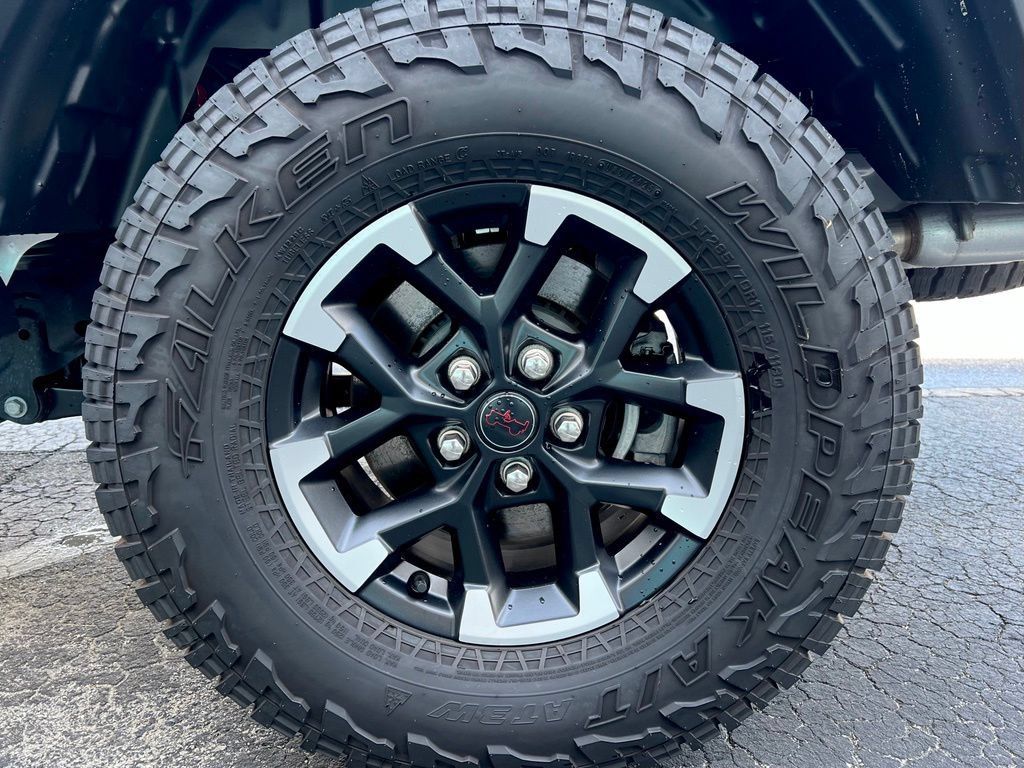 Used 2026 Jeep Gladiator Rubicon AWD/4WD image 25