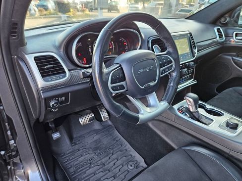 Used 2021 Jeep Grand Cherokee SRT image 21