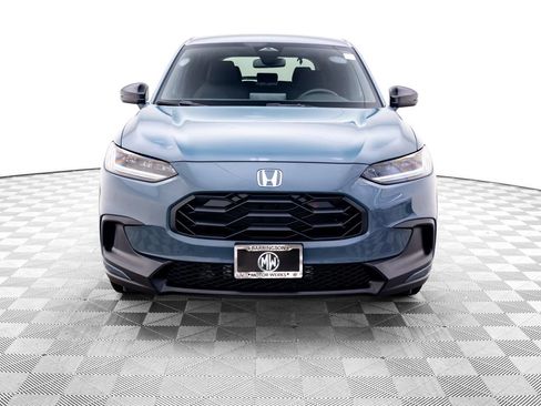 Used 2025 Honda HR-V Sport image 11