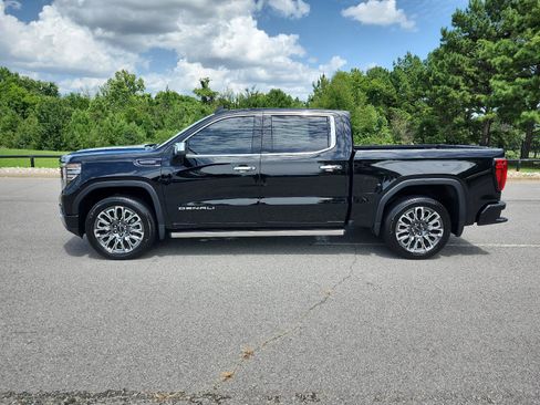 Certified 2026 GMC Sierra 1500 Denali Ultimate AWD/4WD image 2