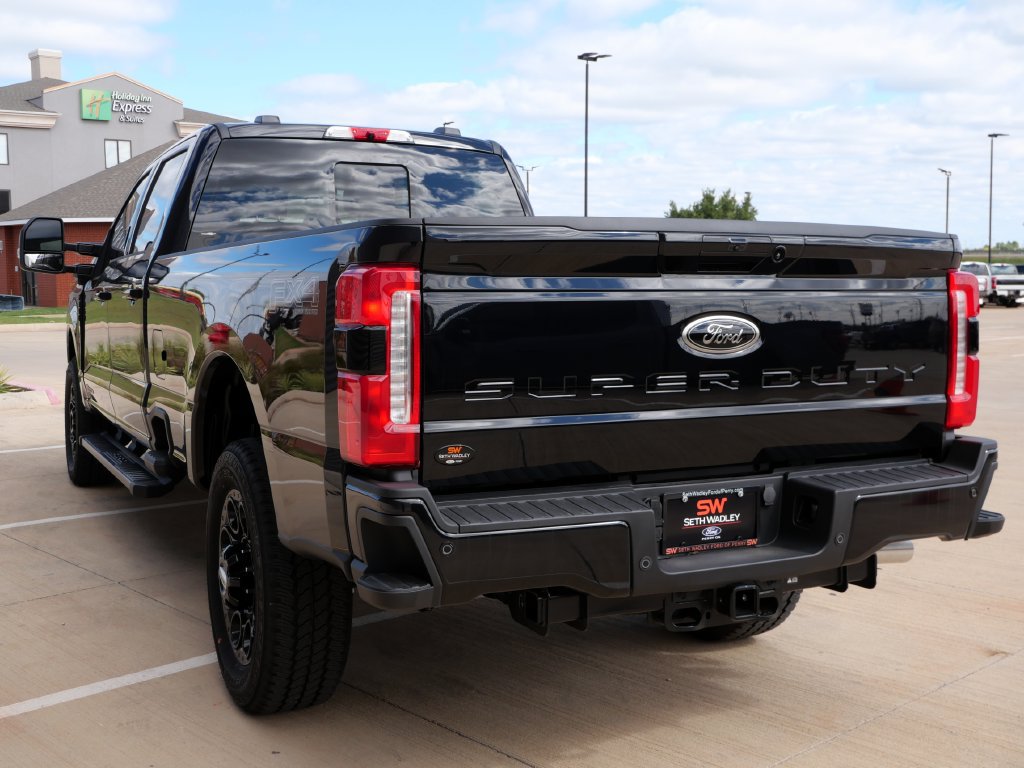 New 2026 Ford F350 Lariat w/ Black Appearance Package AWD/4WD image 6