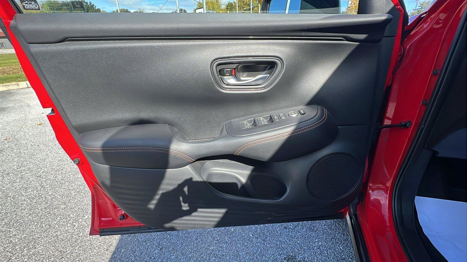 Certified 2025 Honda HR-V Sport image 20