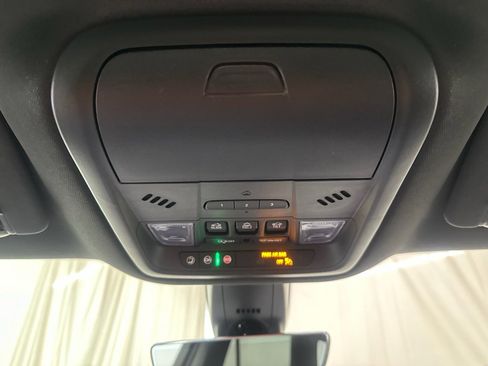 Certified 2023 Buick Enclave Avenir w/ Avenir Technology Package image 36