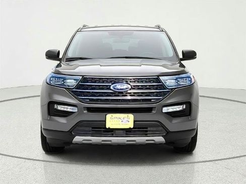 Certified 2021 Ford Explorer XLT w/ Equipment Group 202A RWD image 2