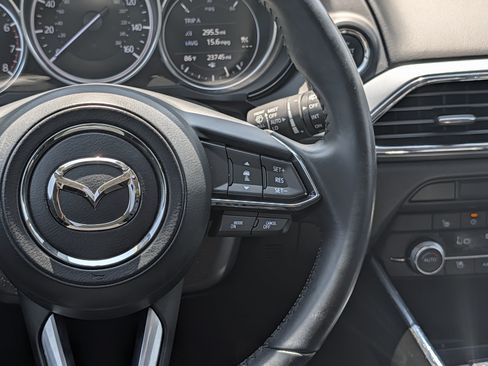 Used 2023 MAZDA CX-9 Touring Plus AWD/4WD image 23