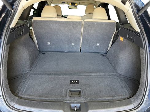 Used 2019 INFINITI QX50 Luxe w/ Navigation Package FWD image 19