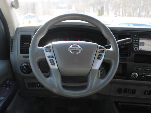 Used 2016 Nissan NV 3500 SV w/ SV Technology Package image 32