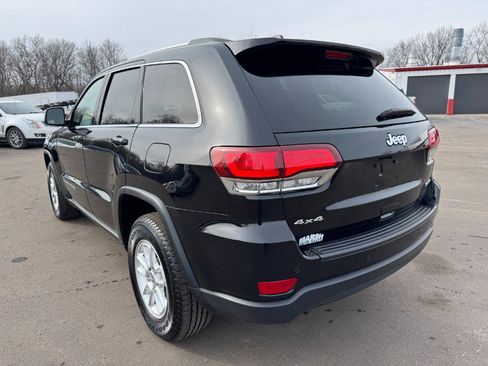 Used 2020 Jeep Grand Cherokee Laredo w/ Security & Convenience Group image 3