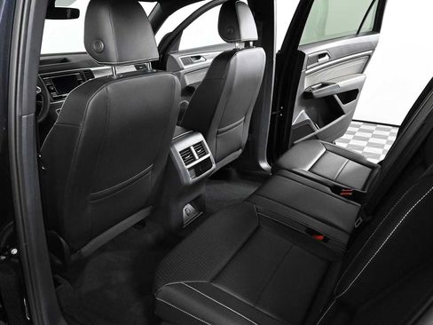 Certified 2023 Volkswagen Atlas Cross Sport SE FWD image 12