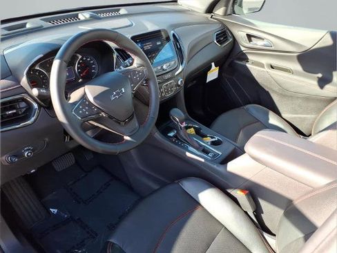 Used 2024 Chevrolet Equinox RS w/ RS Leather Package image 20