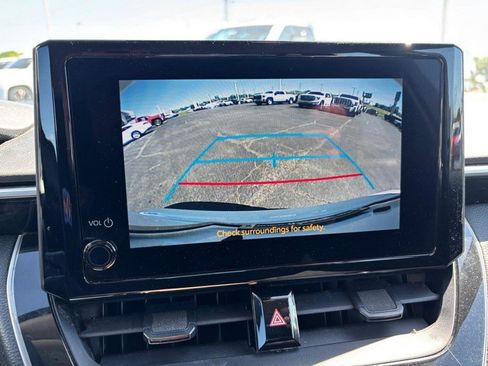 Used 2023 Toyota Corolla LE FWD image 20