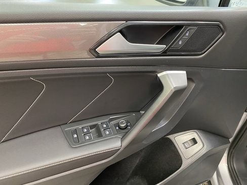 Used 2024 Volkswagen Tiguan Wolfsburg Edition image 30