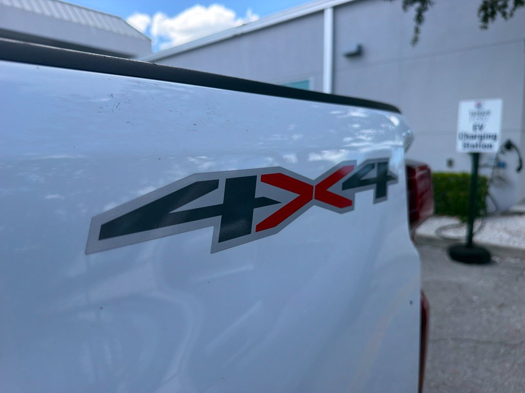 Used 2026 Chevrolet Silverado 2500 LT AWD/4WD image 5