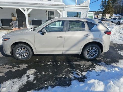 New 2025 MAZDA CX-5 AWD 2.5 S w/ Preferred Package image 6