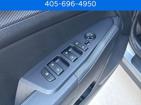Used 2023 Kia Sportage LX AWD/4WD image 12
