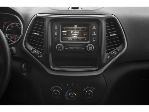 Used 2015 Jeep Cherokee Sport FWD image 13