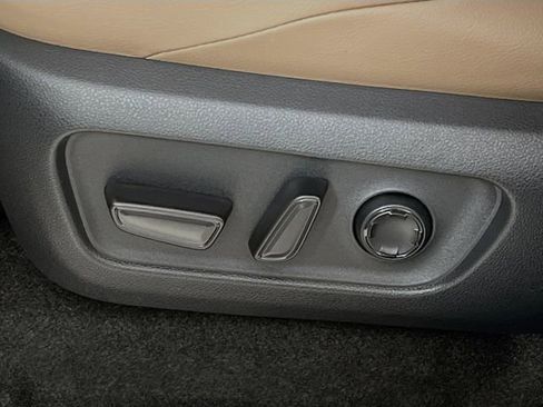 New 2026 Toyota 4Runner Limited image 13