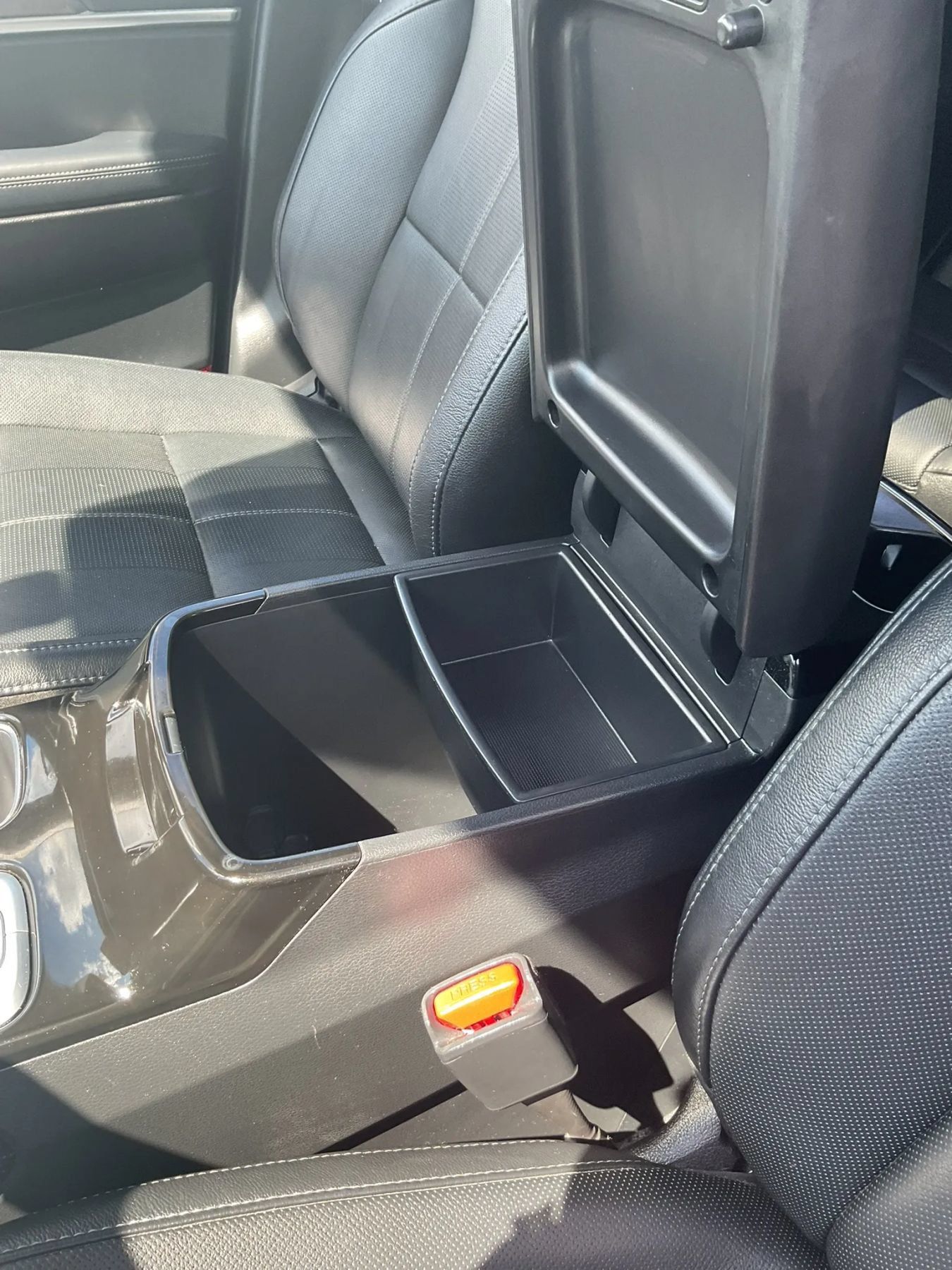 Used 2020 Kia Telluride EX w/ EX Premium Package AWD/4WD image 29