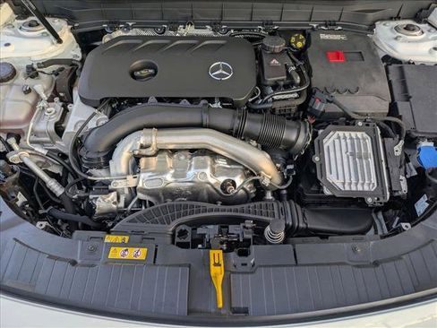 Certified 2025 Mercedes-Benz GLB 250 image 23