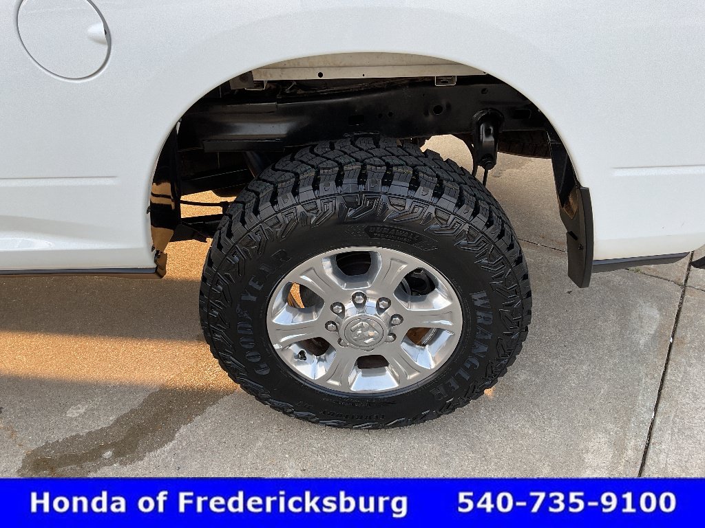 Used 2024 RAM 2500 Big Horn AWD/4WD image 11