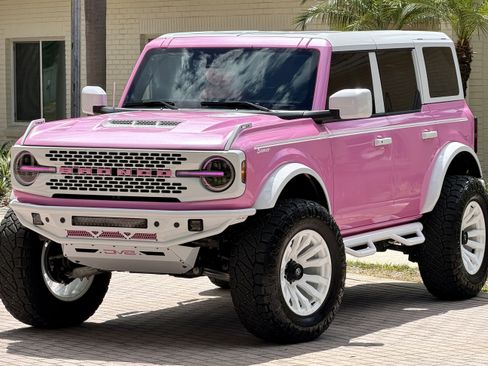 Used 2025 Ford Bronco Outer Banks AWD/4WD image 9