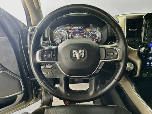 Used 2021 RAM 1500 Laramie AWD/4WD image 11